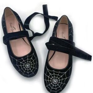 Nicolette Carline Black Spider Web women’s  Shoes